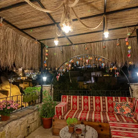 Shiraz Cave Cappadocia Urgup