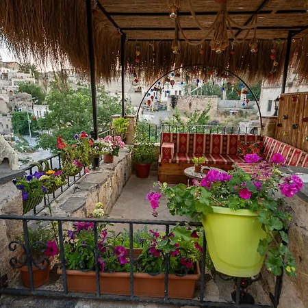 Shiraz Cave Cappadocia 4*