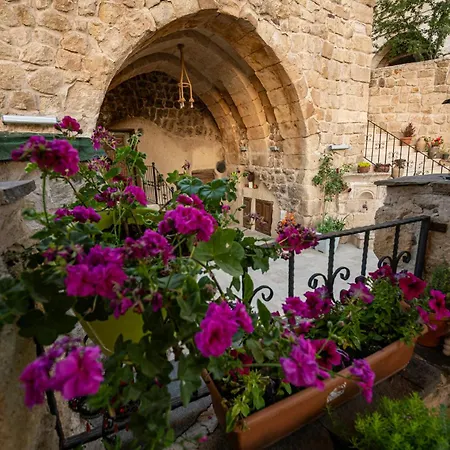 Acomodação com café da manhã  Shiraz Cave Cappadocia 4*