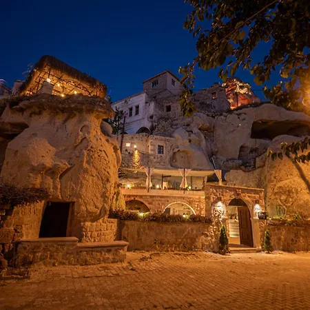 Shiraz Cave Cappadocia Bed & Breakfast 4*