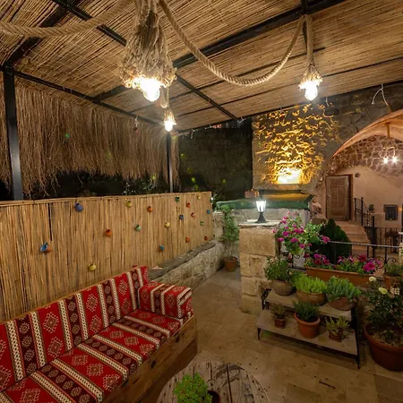 Acomodação com café da manhã  Shiraz Cave Cappadocia 4*