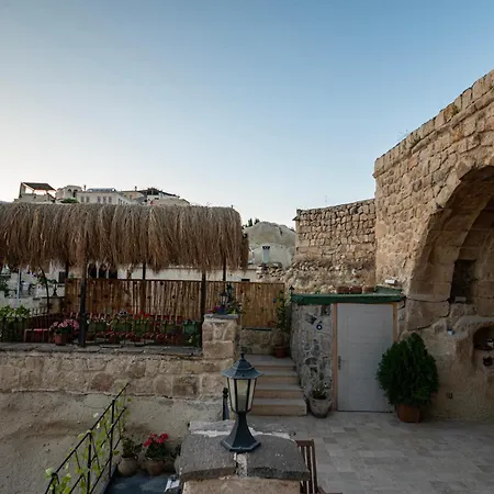 Shiraz Cave Cappadocia 4* أوروغوبْ