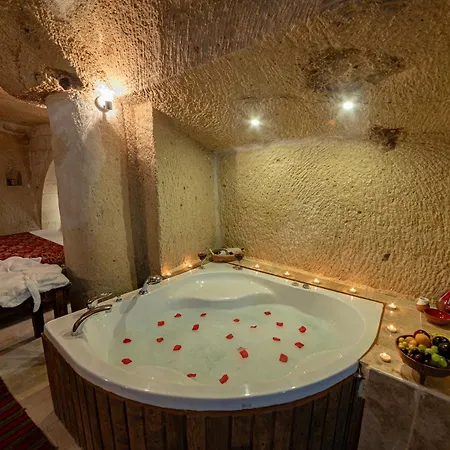 Shiraz Cave Cappadocia فندق مبيت وإفطار أوروغوبْ
