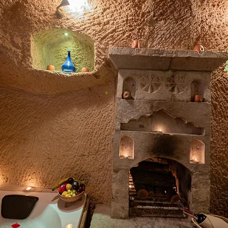 Shiraz Cave Cappadocia