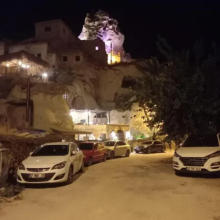 Shiraz Cave Cappadocia Bed & Breakfast