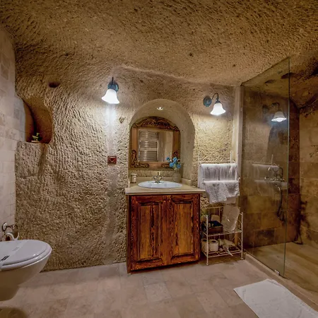 Shiraz Cave Cappadocia