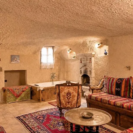 Shiraz Cave Cappadocia 4*