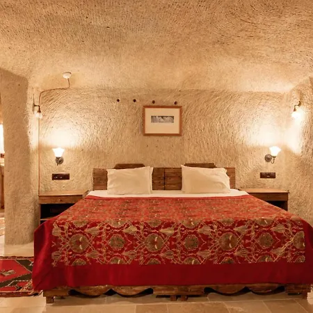 Shiraz Cave Cappadocia