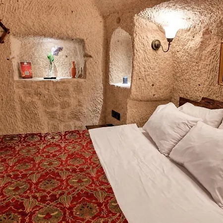 Shiraz Cave Cappadocia Ürgüp