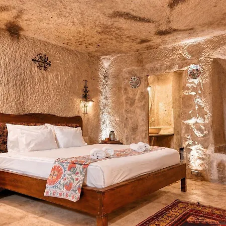 Shiraz Cave Cappadocia 4*