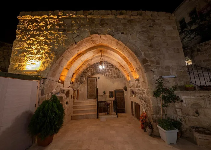 Shiraz Cave Cappadocia